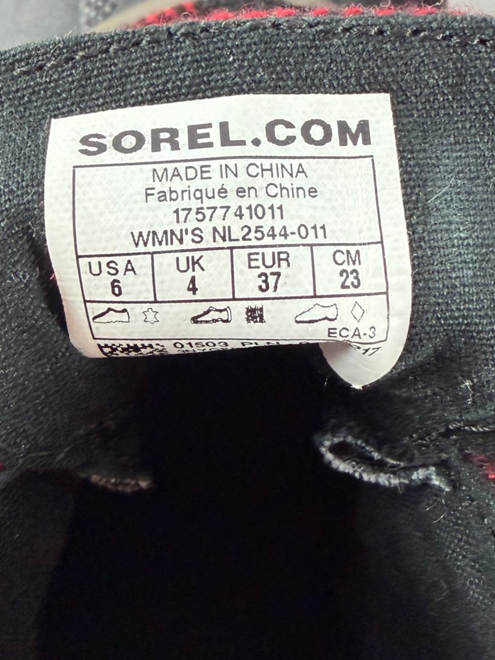 Sorel Out 'n About‎ Buffalo Plaid Waterproof Boots in Black Red Size 6 - Picture 10 of 12